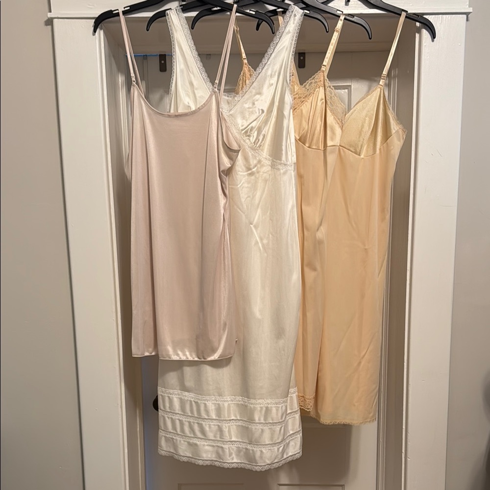 4 Elegant Women's Slip Dress - Cream, White, Beige/Taupe. Size 34